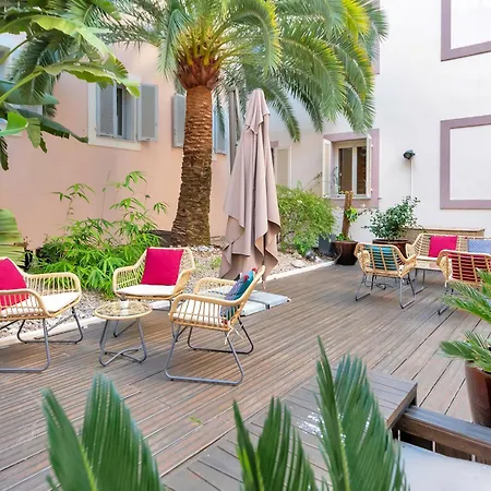 فندق بو ريفاج 4*