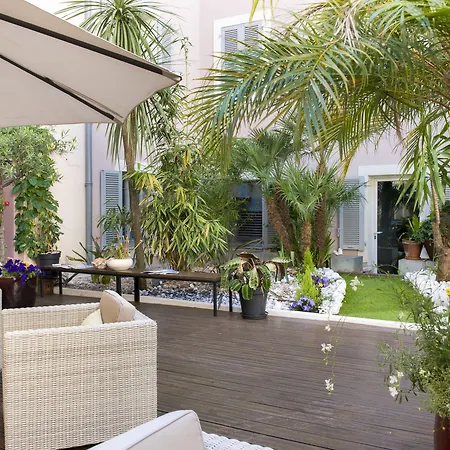 Beau Rivage מלון