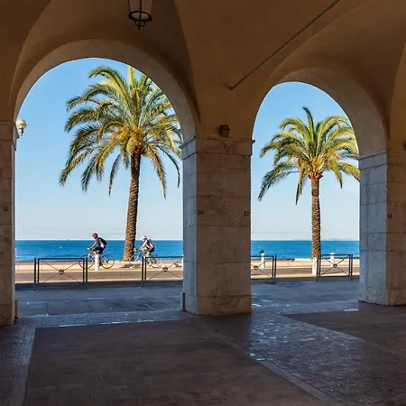 Szálloda Beau Rivage 4*